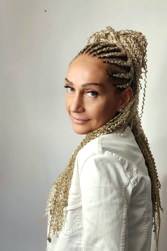Сфинкс в светлой гамме — работа Ольги, Braid Like